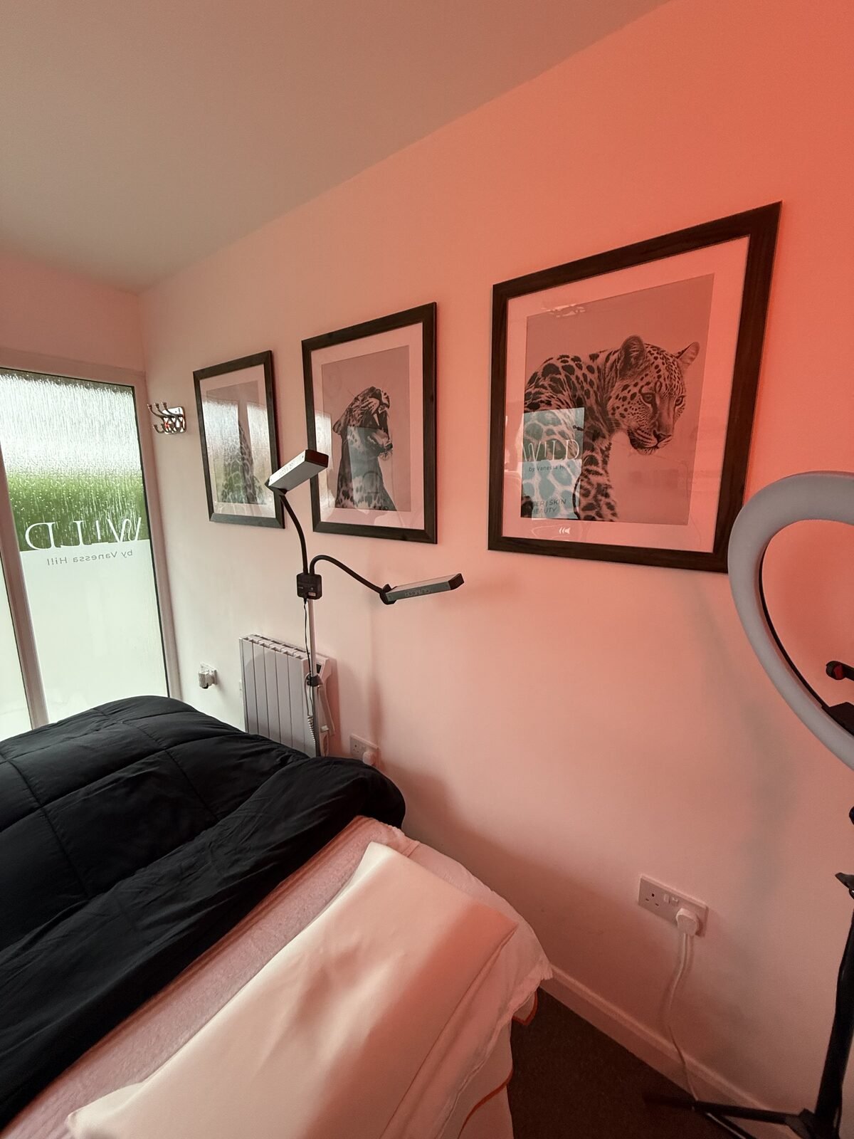 The private treatment room at Vanessa Hill clinic in Worcester